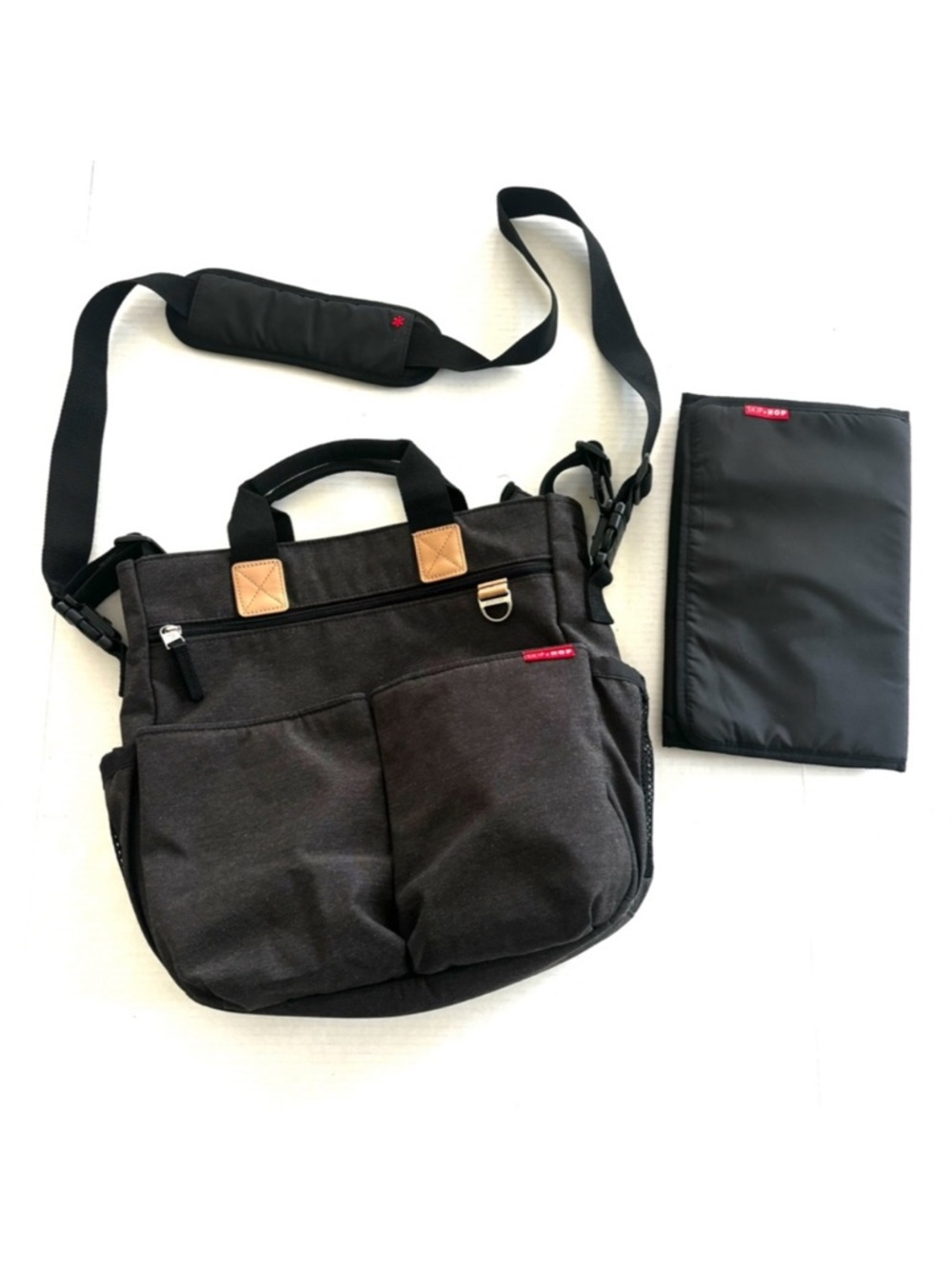 Skip Hop Duo‎ Signature Diaper Bag Organizer Changing Pad Dark Gray LIKE NEW